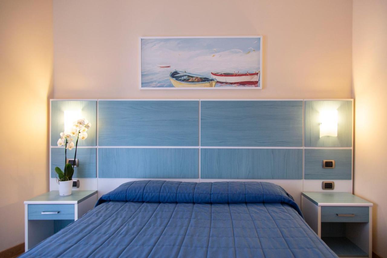 Residenza Del Mare Hotel Sant Isidoro  Kültér fotó