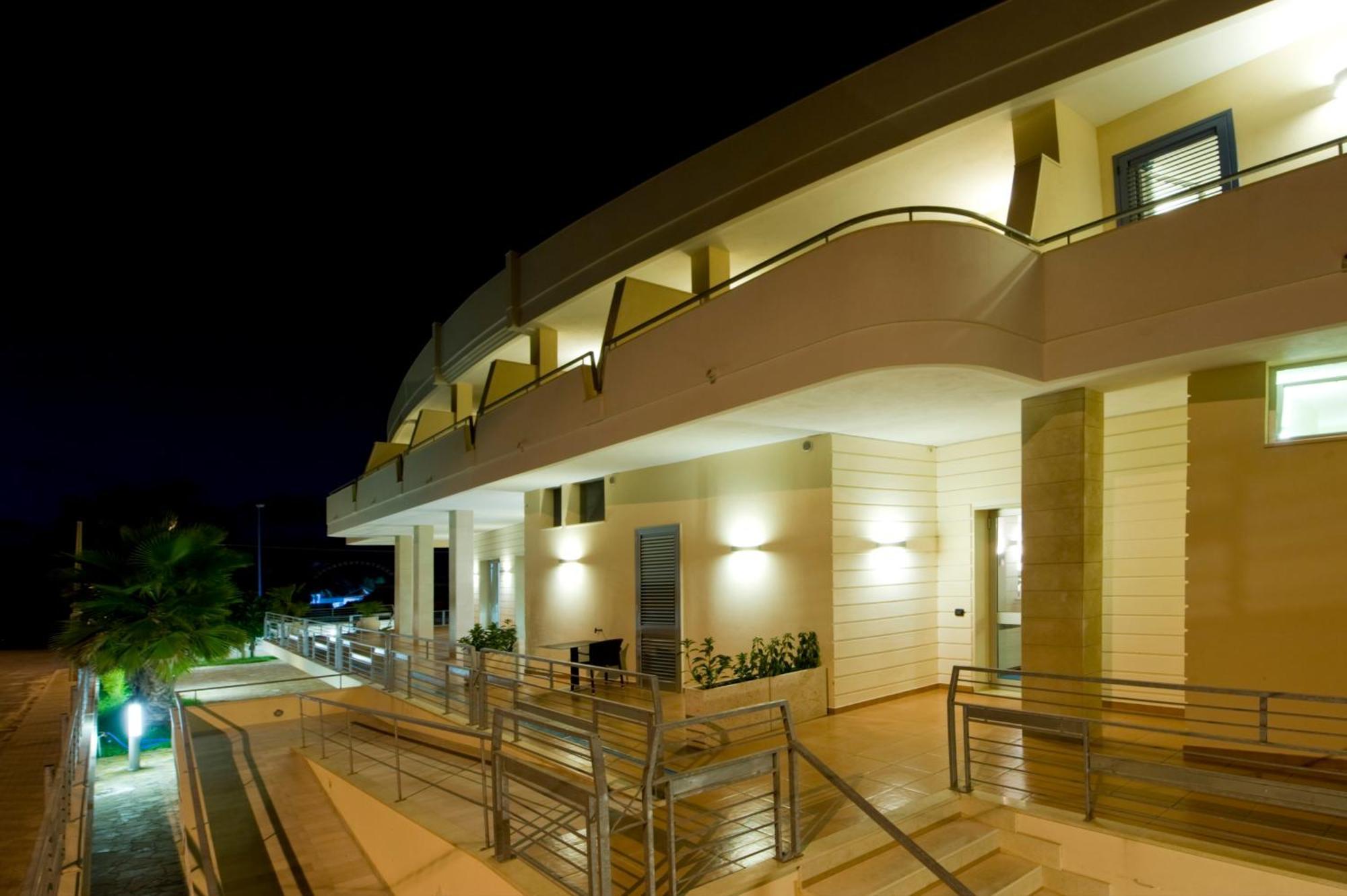 Residenza Del Mare Hotel Sant Isidoro  Kültér fotó